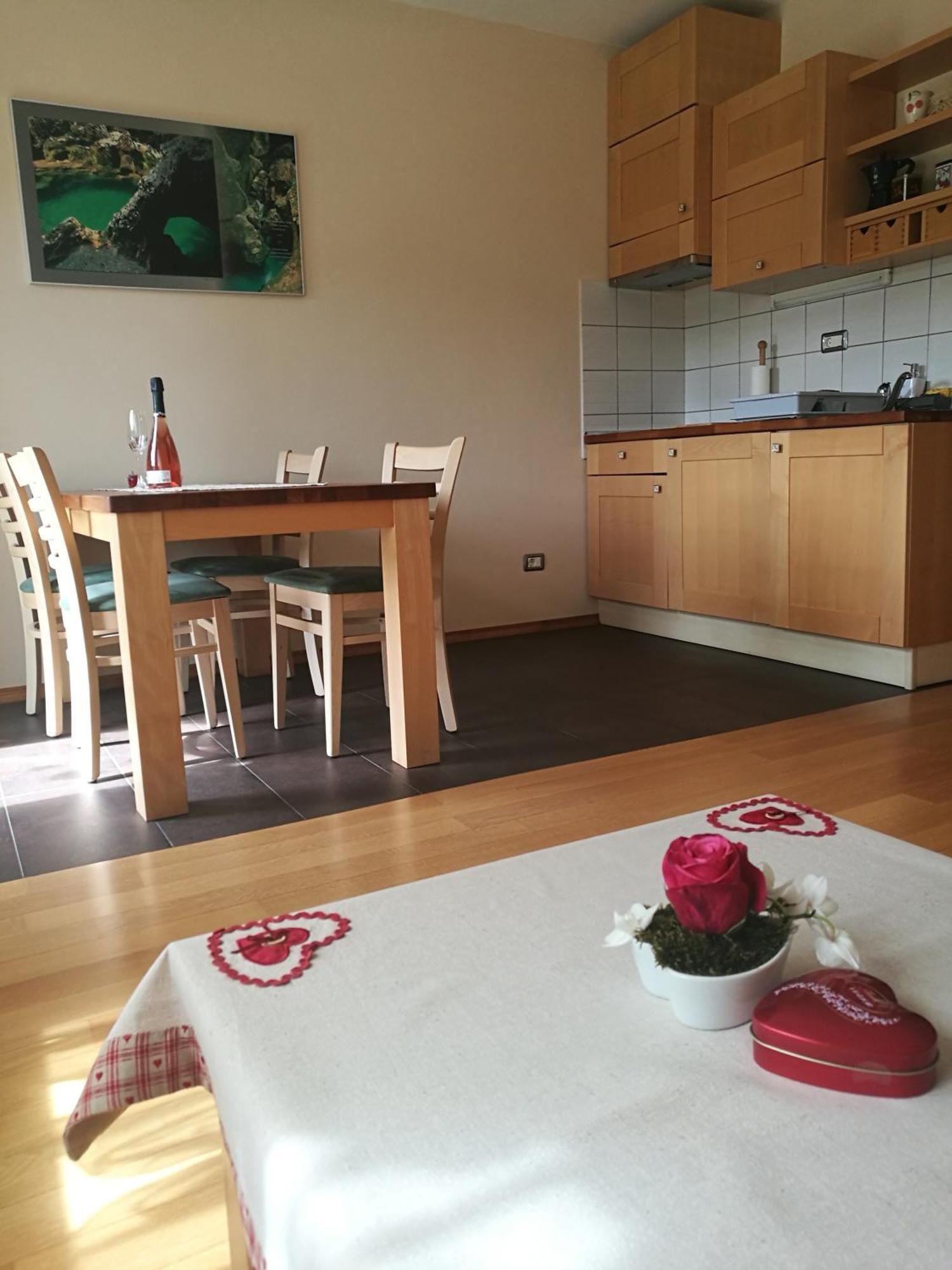 Posestvo Laz - The Laz Estate Apartment Voglarji Ngoại thất bức ảnh